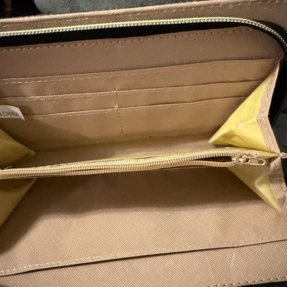 SOLD - Picture 6 of 9